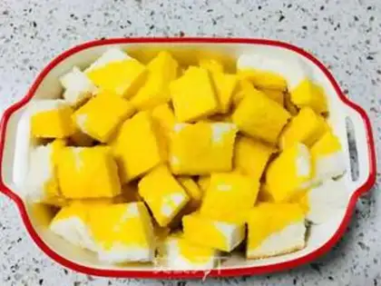 Make Egg roast toast step 3