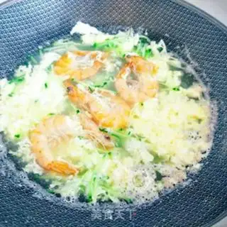 Make Shrimp omelet soup step 5