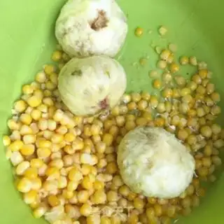 Make Frozen corn paste step 1