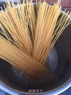 Make Curry pasta step 1