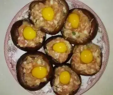 Make Flaming mushrooms, steamed quail eggs step 3