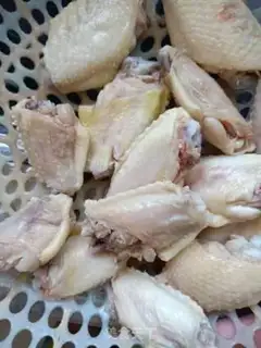 Make Coke chicken wings step 1
