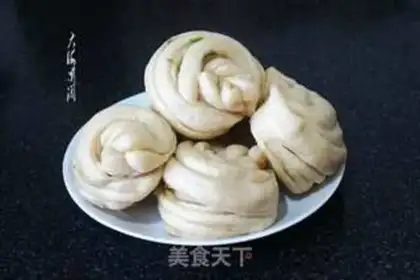 Make Onion rolls step 9