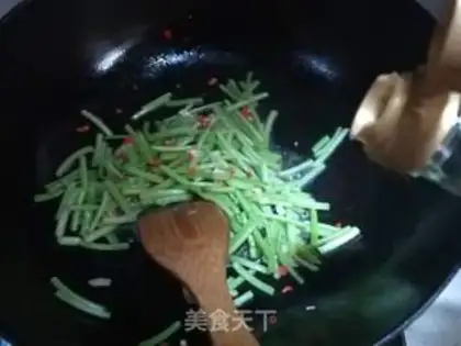 Make Garlic cassava step 10