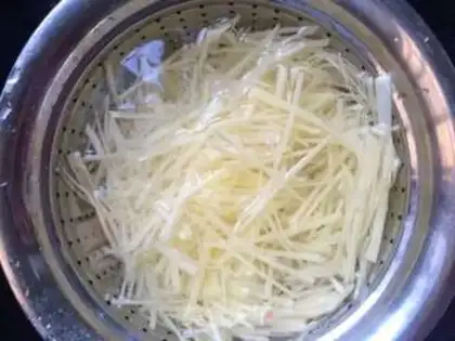Make Cream pepper with potatoes step 1