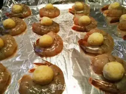 Make Cheese and potatoes and shrimp step 8