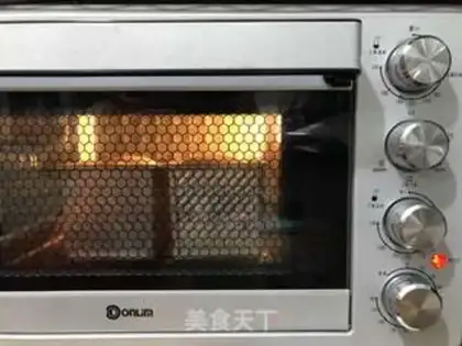 Make Meat pine toast step 12