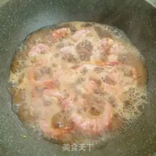 Make Red sugar shrimp step 8