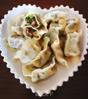 Make Three fresh dumplings step 8