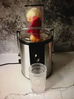 Make Dragon fruit orange juice step 2