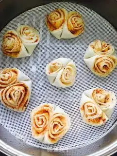 Make Spicy rolls step 3