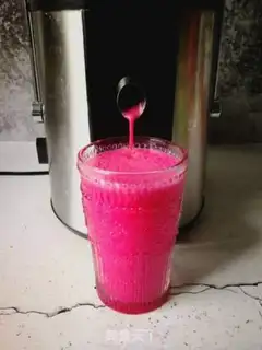 Make Dragon fruit orange juice step 3