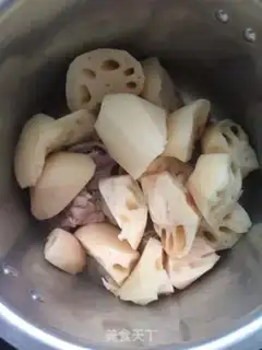 Make Lotus fang soup step 3