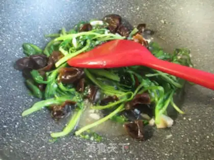 Make Black-mucked chicken cabbage step 6