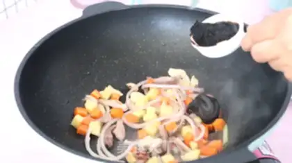 Make Korean noodles step 6