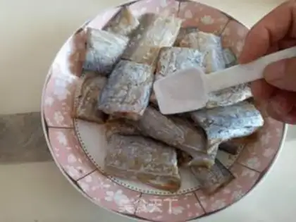 Make Yellow plum sauce with fish step 3