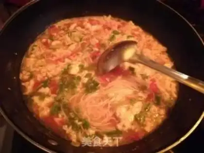 Make Tomato egg noodles step 8
