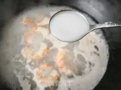 Make Shrimp noodles step 7