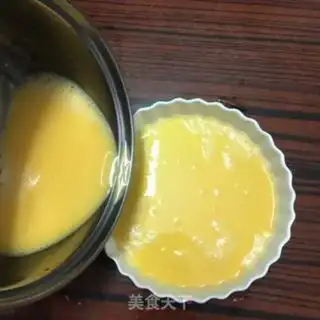 Make Shrimp steamed eggs step 4