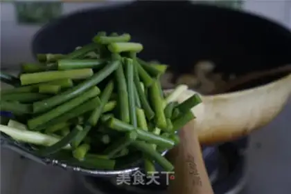 Make Squid squid with garlic step 3
