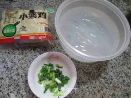 Make Sour chickens cook wide powder step 0