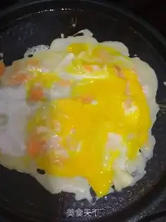 Make Egg burrito step 4