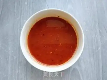 Make Korean spicy tofu soup step 1