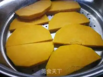 Make Pumpkin sesame cake step 0