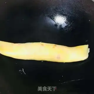 Make Tomato cheese omelet step 5