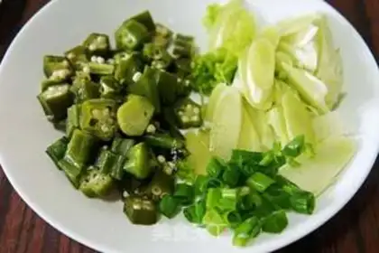 Make Autumn fried vegetables step 1