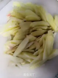 Make Chicken chest and ginger step 1