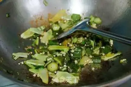 Make Autumn fried vegetables step 5