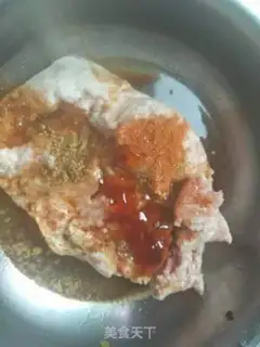 Make Spicy potatoes step 1