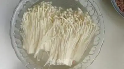Make Microwave golden mushrooms step 0