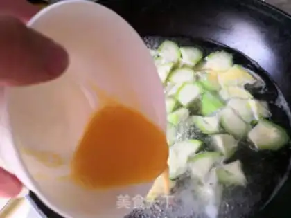 Make Smelt eggnut soup step 6