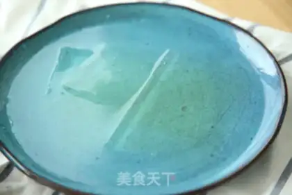 Make Cucumber milk freeze step 1