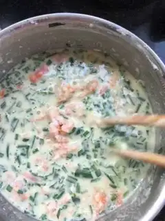 Make Shrimp omelet step 9