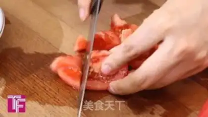 Make Tomato shrimp pasta step 2