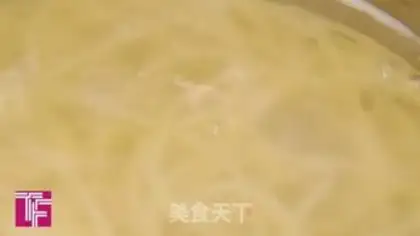 Make Tomato shrimp pasta step 5