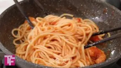 Make Tomato shrimp pasta step 9