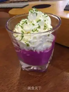 Make Flamingo ice cream to cover the snow top step 4