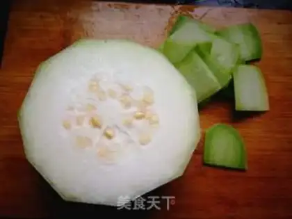 Make Clear the winter melon step 1