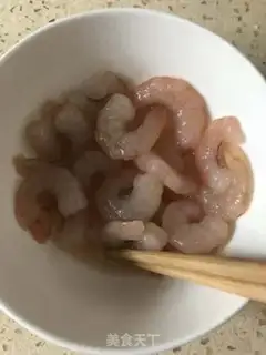 Make Precious cashew shrimp step 0