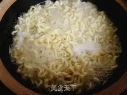 Make Cool turkey noodles step 1