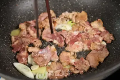 Make Potato fried meat step 3
