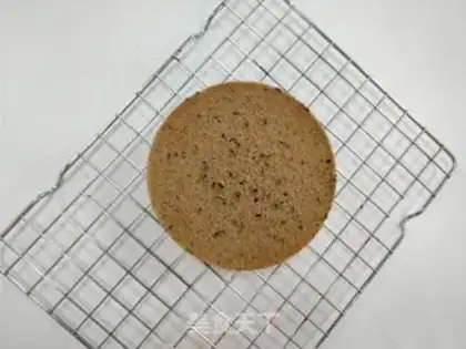 Make Black pearl milk capped mashed cake step 12