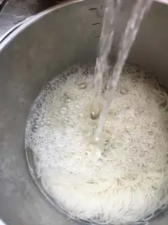 Make Creamed shrimp cover step 11
