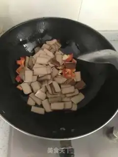 Make Scrambled eggs step 3