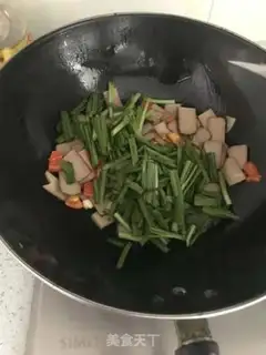 Make Scrambled eggs step 4