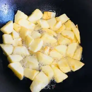 Make Coke potatoes step 1